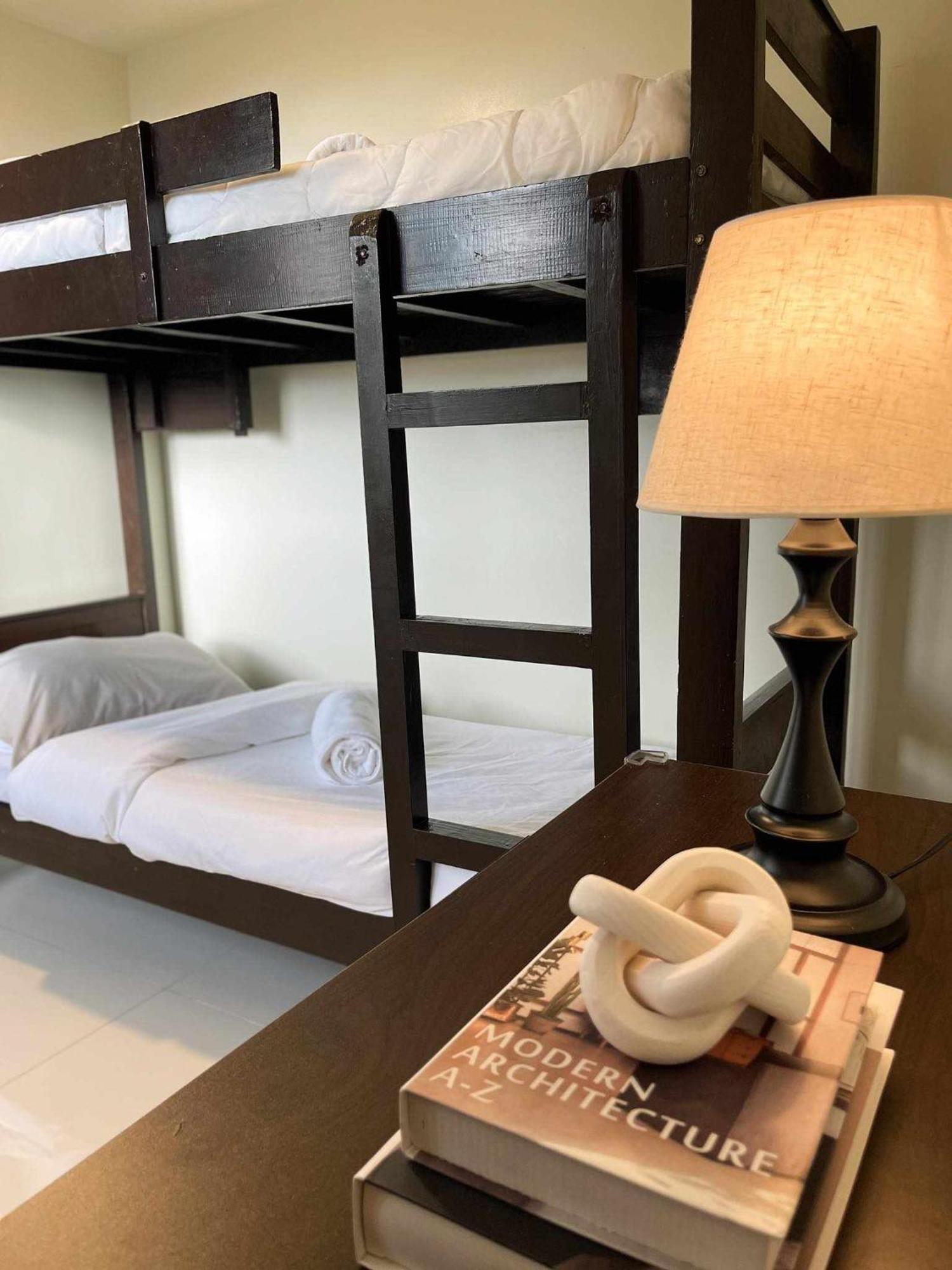 Cozy Pine Suites バギオ エクステリア 写真